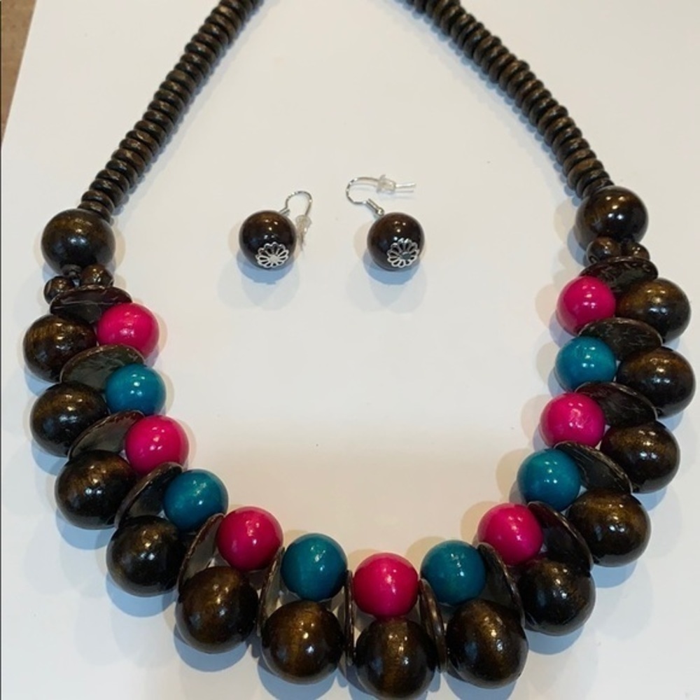 Natural wood colorful necklace and earrings set
